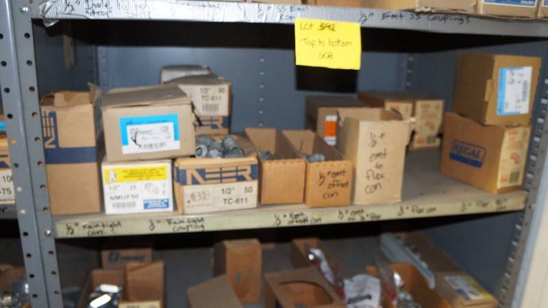 lot 608 image: Mixed Lot Of Screw Couplings, Connectors, And Conduit Nipples