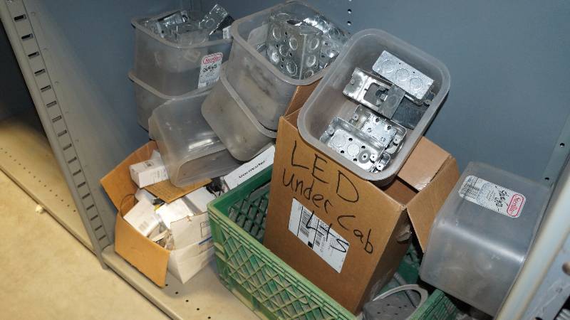 lot 614 image: Mixed Lot Of Gang Boxes, Lighting Systems, And Lamp Housings