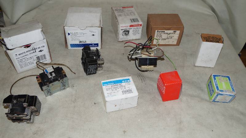 lot 592 image: Misc Box Of Definite Purpose Contactors and Relays