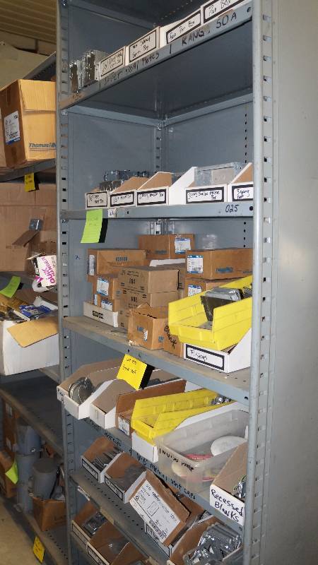 lot 598 image: Large Assortment Of Gang Boxes And Receptacles