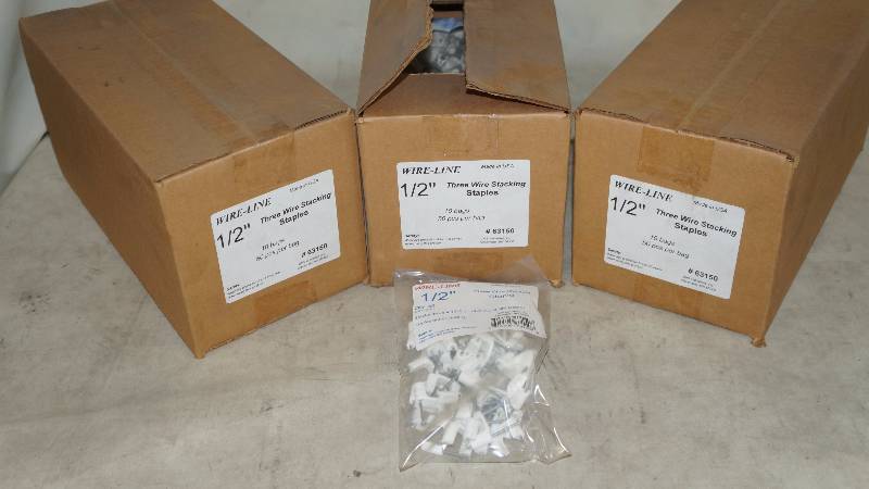 lot 630 image: NIB Wire-Line 12 Three-Wire Stacking Staples - Approx 1,300 pcs