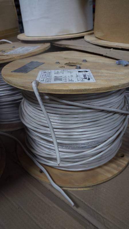 NEW 1000' Spool of Southwire Romex SIMpull 14-3 CU NM-B w ...