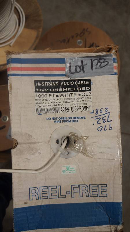 lot 128 image: JSC Reel-Free Hi-Strand Audio Cable #5984 162 Unshielded 75C UL White CL3 Cable