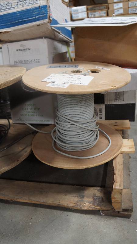 lot 134 image: NEW Partial Spool of CI Pro C5-8 High Data Rate 100 MHz Cat 5 Riser Cable