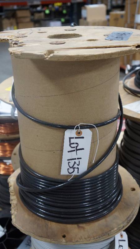 lot 135 image: NEW Partial Spool of E51583 S (UL) 600 Volt AWG 4 Type MTW or THWN-2, Etc. Cable