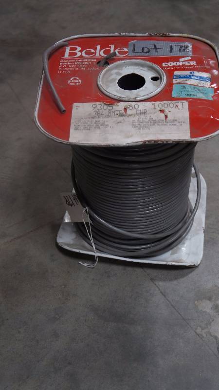 lot 178 image: NEW Belden 22 AWG 4 Pair Solid Tin CU .013 PVC Insulation Beldfoil Shield 100% Coverage Cable
