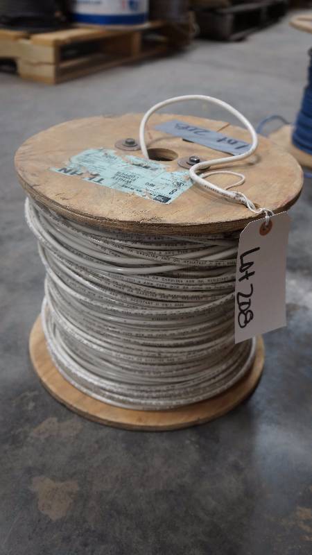 lot 208 image: NEW Partial Spool of Encore Wire 8 AWG White Stranded Copper THHN Cable