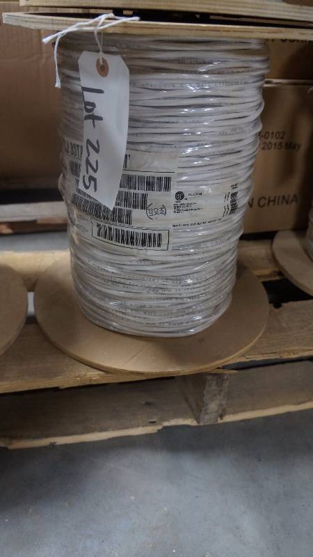 lot 225 image: NEW UNOPENED 1000 Spool of Baron CCI 185 CL2 BSTAT White 1M Cable