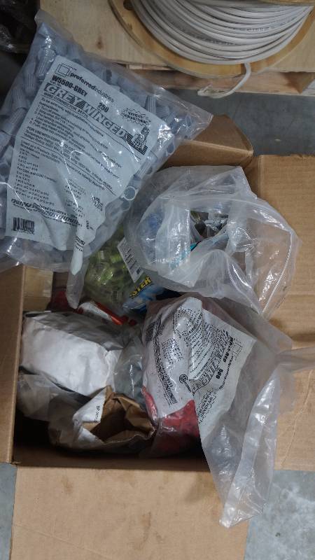 lot 256 image: Variety Box of Wire Nuts & Plastic Wire Staples