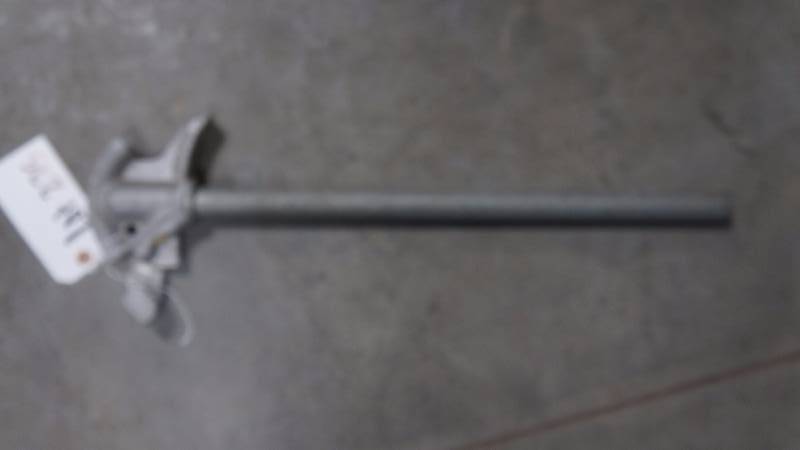 lot 275 image: Gardner Cat. 929 Pipe Bender with Handle & Level