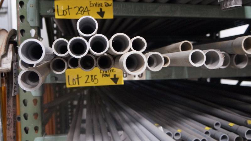 lot 284 image: Row of Plastic Conduit - Various Sizes