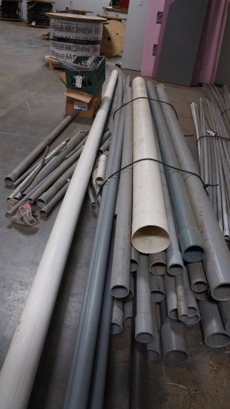 lot 647 image: Mixed Lot of PVC - Various Lengths & Diameters