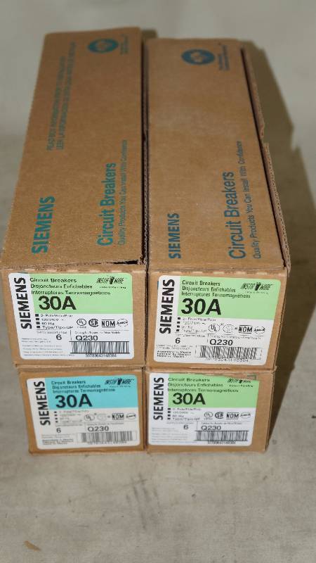 lot 639 image: Qty 24 NIB Siemens 30 Amp 2-Pole Q230 Circuit Breakers