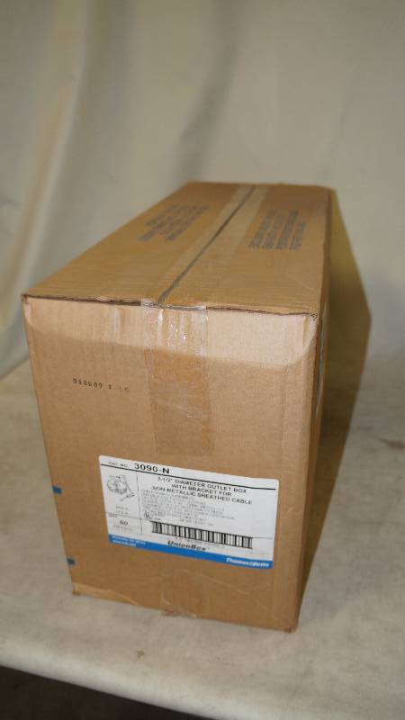 lot 469 image: Sealed NIB Thomas & Betts UnionBox 3.5 Diameter Outlet Box w Brackets - Qty 50