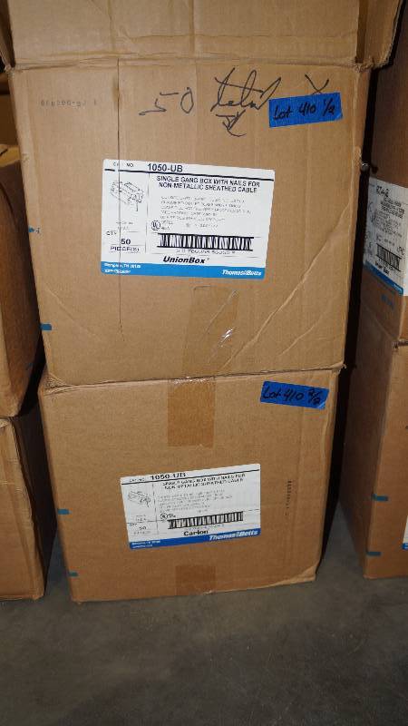 lot 410 image: NIB Thomas & Betts UnionBox Single Gang Box w Nails For Non-Metallic Sheathed Cable - Approx 100 pcs