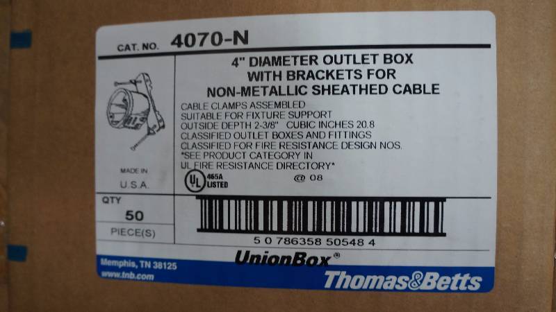 lot 463 image: Sealed NIB Thomas & Betts UnionBox 4 Diameter Outlet Box w Brackets - Qty 50