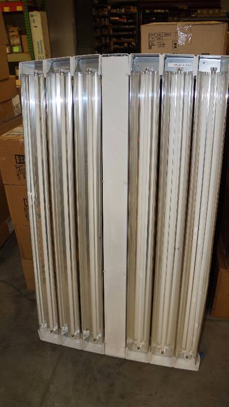 lot 561 image: Ruud Lighting 6x54W FLR T5 Industrial Lighting - Qty 1