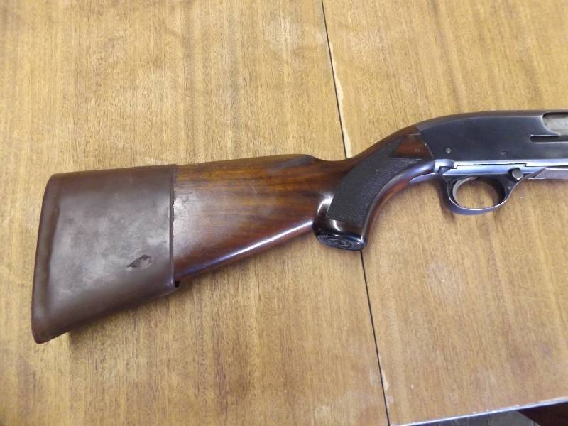lot 1 image: Shotgun