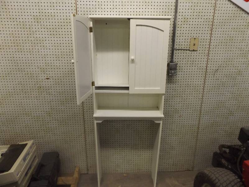 lot 391 image: Storage Cabinet