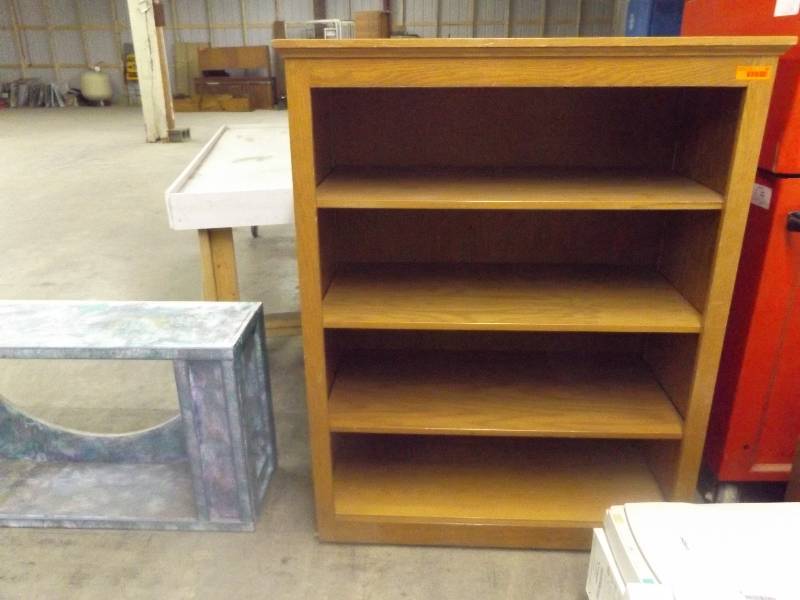 lot 12 image: Bookshelf Unit