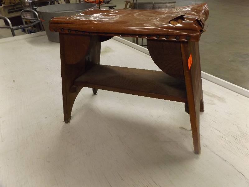 lot 396 image: Foot stool