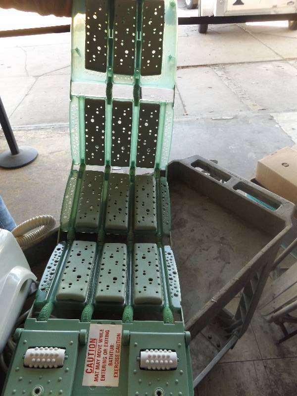 lot 553 image: Conair Bathtub Spa Machine