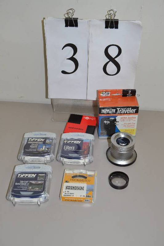 lot 38 image: Camera lens filters