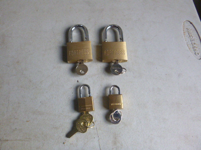 4 Pad Locks