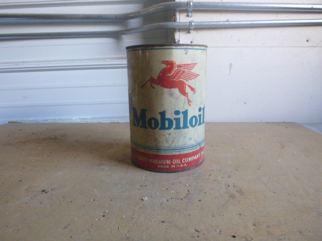 Vintage Mobil Oil 5 Quart Tin