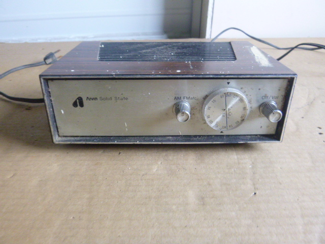 Arvin Vintage AMFM Radio