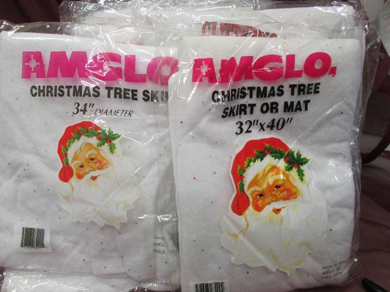 13 Christmas Tree Skirts...