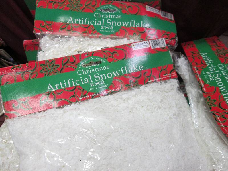 Christmas  10 bags Artificial Snowf...