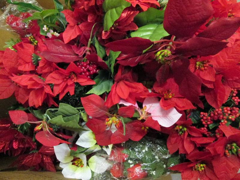 Christmas  Lot of Over 30 stems of ...