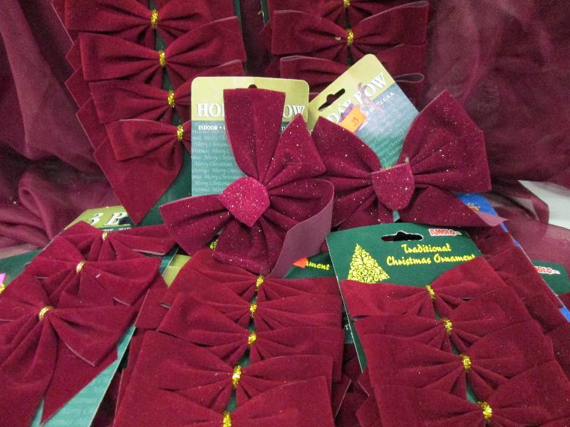 Christmas  Lot of 40 Burgandy Velv...