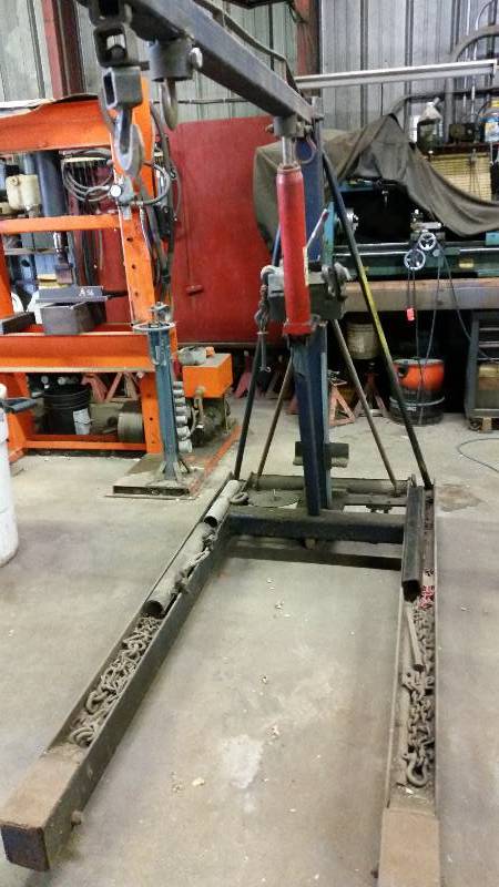 lot 8 image: Long Range Cherry Picker