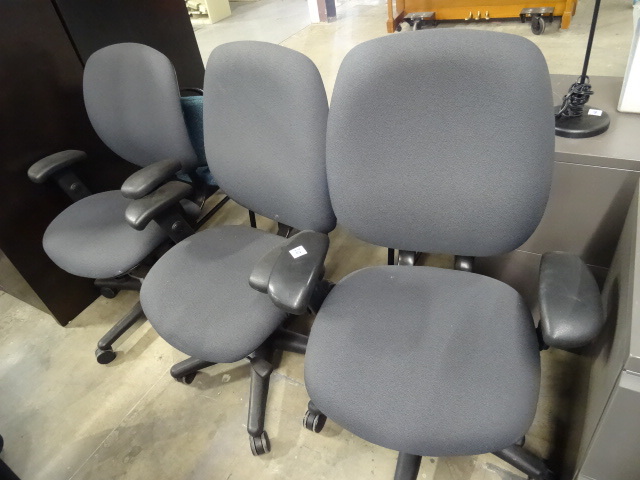 3 Matching Office Chairs on Wheels