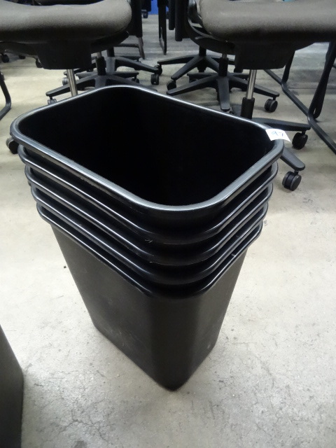 5 Office Garbage Cans