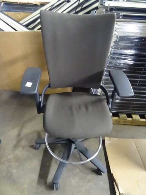 Adjustable Height Stool on Wheels