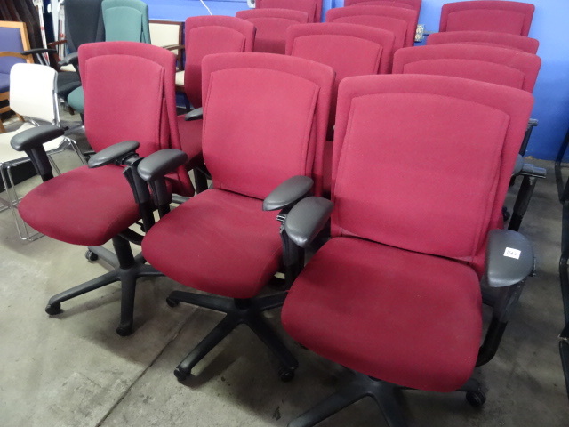 6 Matching Office Chairs on Wheels