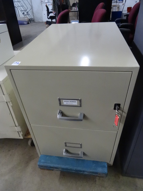 2 Door Fire File. Comes with Lock
