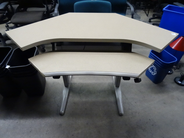 Work Station with Adjustable