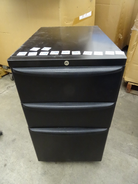 3 Drawer Metal Cabinet on Wheels