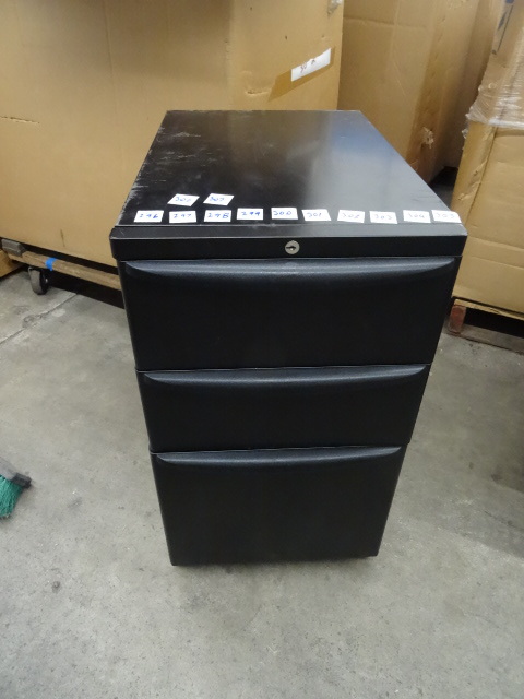 3 Drawer Metal Cabinet on Wheels