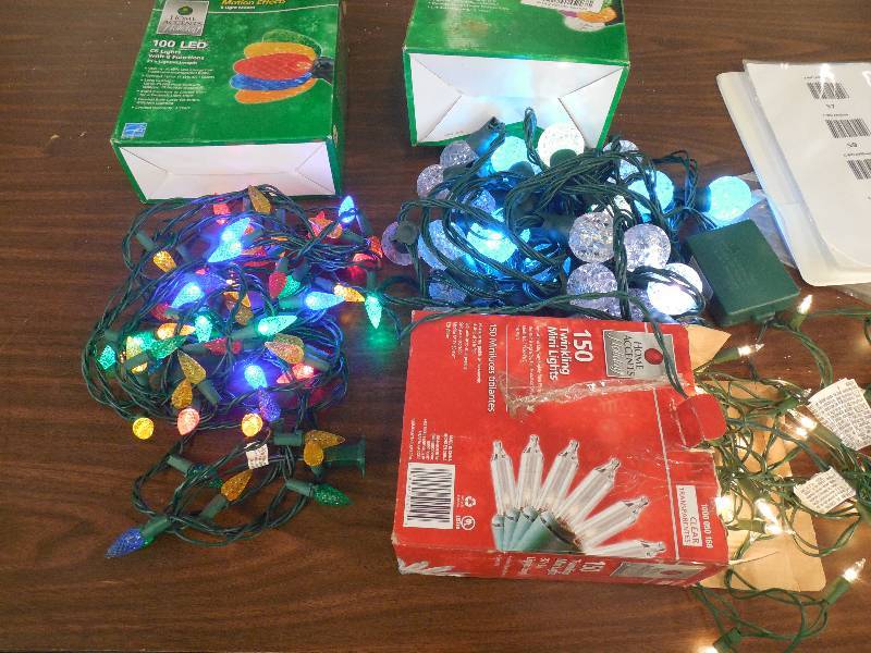 lot 58 image: 3 BOXES OF CHRISTMAS LIGHTS