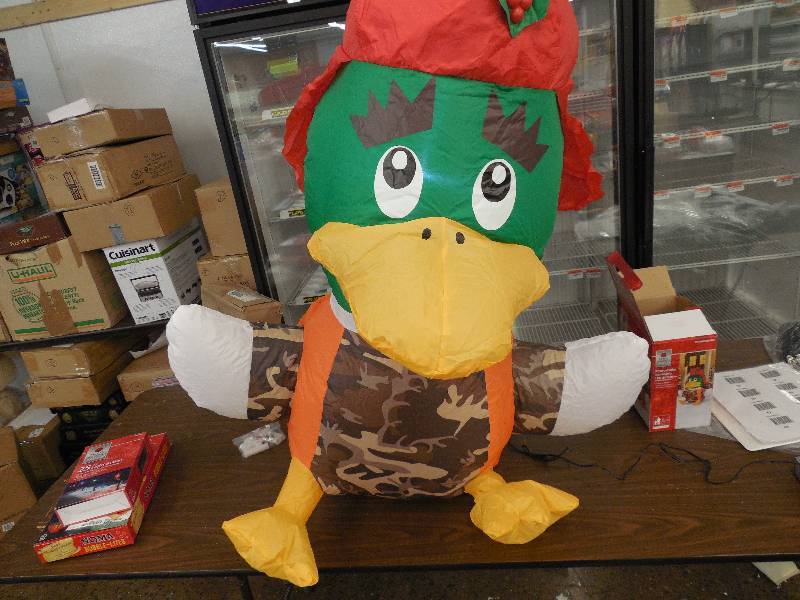 lot 64 image: HOME ACCENTS 3FT 6IN LIGHTED DUCK HUNTER INFLATABLE