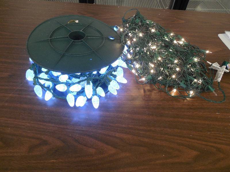 lot 77 image: (2) SETS OF LIGHTS