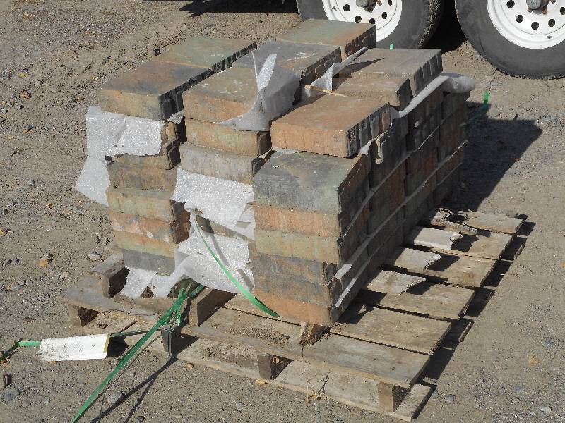 (1) Pallet Of 2.5 Thickness Paver ...