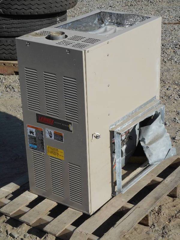 Lennox Elite Series 60000BTU LP-Gas...