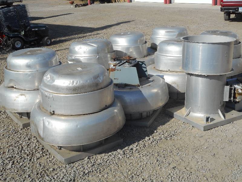 Lot Of (9) Commercial Rooftop Venti...