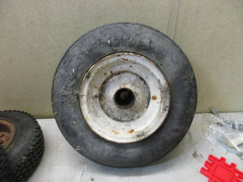 Rim and tire